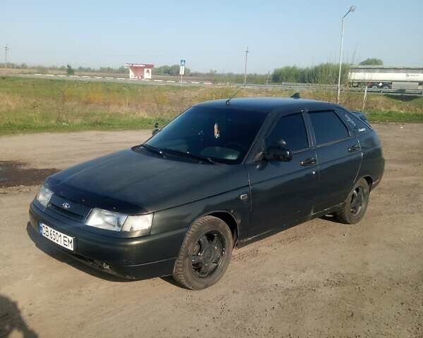Зеленый ВАЗ 2112, объемом двигателя 1.6 л и пробегом 260 тыс. км за 1700 $, фото 1 на Automoto.ua