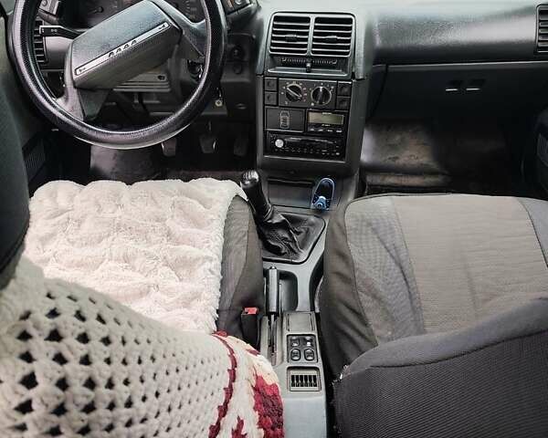 Зеленый ВАЗ 2112, объемом двигателя 1.6 л и пробегом 100 тыс. км за 1350 $, фото 4 на Automoto.ua
