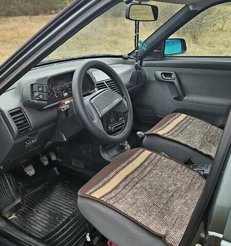 Зелений ВАЗ 2112, об'ємом двигуна 1.6 л та пробігом 30 тис. км за 4200 $, фото 16 на Automoto.ua