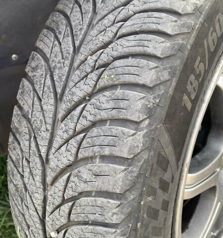 Зеленый ВАЗ 2112, объемом двигателя 1.6 л и пробегом 99 тыс. км за 4200 $, фото 46 на Automoto.ua