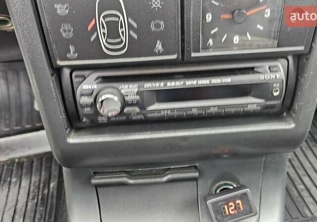 Зелений ВАЗ 2112, об'ємом двигуна 1.6 л та пробігом 30 тис. км за 4200 $, фото 14 на Automoto.ua