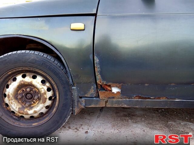 Зеленый ВАЗ 2112, объемом двигателя 1.6 л и пробегом 317 тыс. км за 1200 $, фото 7 на Automoto.ua