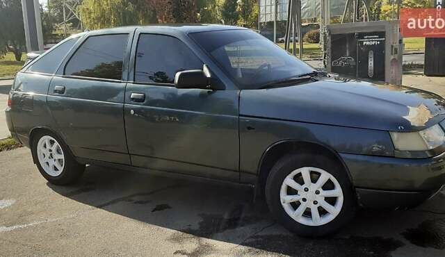 Зеленый ВАЗ 2112, объемом двигателя 1.6 л и пробегом 194 тыс. км за 2000 $, фото 3 на Automoto.ua