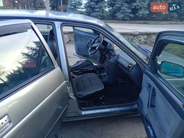 Зелений ВАЗ 2112, об'ємом двигуна 1.6 л та пробігом 260 тис. км за 2100 $, фото 4 на Automoto.ua