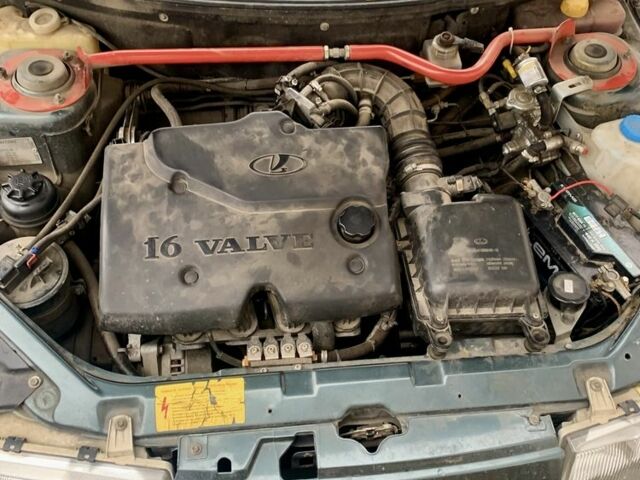 Зелений ВАЗ 2112, об'ємом двигуна 1.6 л та пробігом 197 тис. км за 1750 $, фото 5 на Automoto.ua