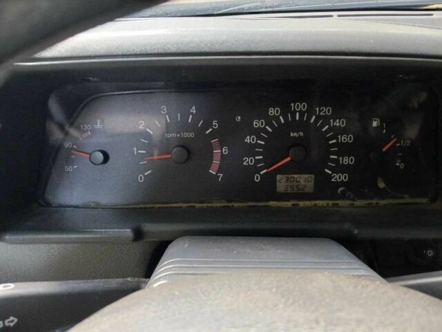 Зелений ВАЗ 2112, об'ємом двигуна 1.6 л та пробігом 230 тис. км за 1600 $, фото 3 на Automoto.ua