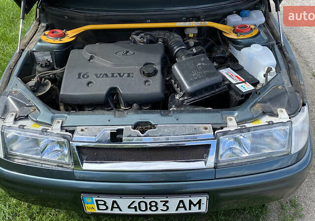 Зеленый ВАЗ 2112, объемом двигателя 1.6 л и пробегом 99 тыс. км за 4200 $, фото 37 на Automoto.ua