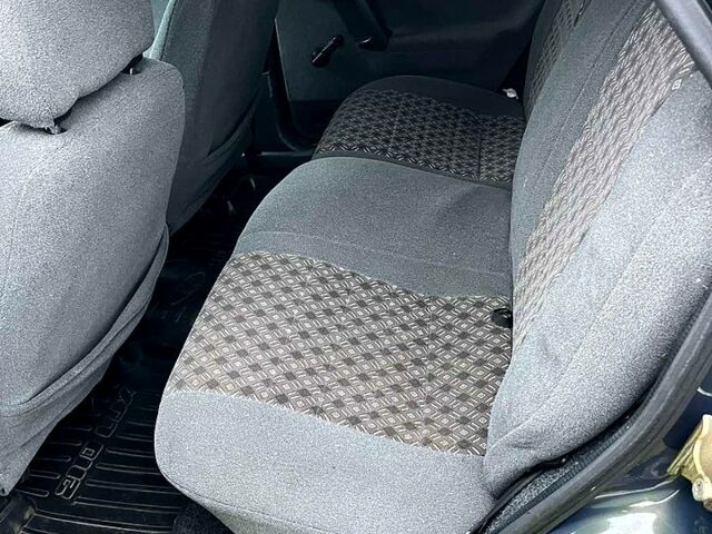 Зелений ВАЗ 2112, об'ємом двигуна 1.6 л та пробігом 150 тис. км за 1850 $, фото 7 на Automoto.ua