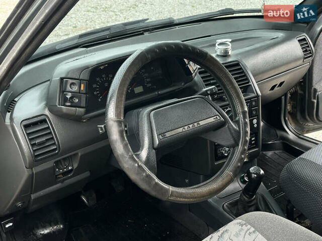 Зеленый ВАЗ 2112, объемом двигателя 1.6 л и пробегом 280 тыс. км за 2400 $, фото 9 на Automoto.ua