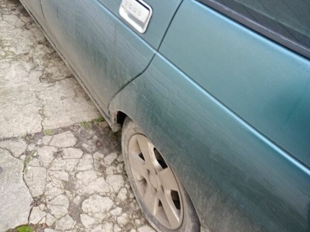 Зелений ВАЗ 2112, об'ємом двигуна 1.6 л та пробігом 179 тис. км за 950 $, фото 1 на Automoto.ua