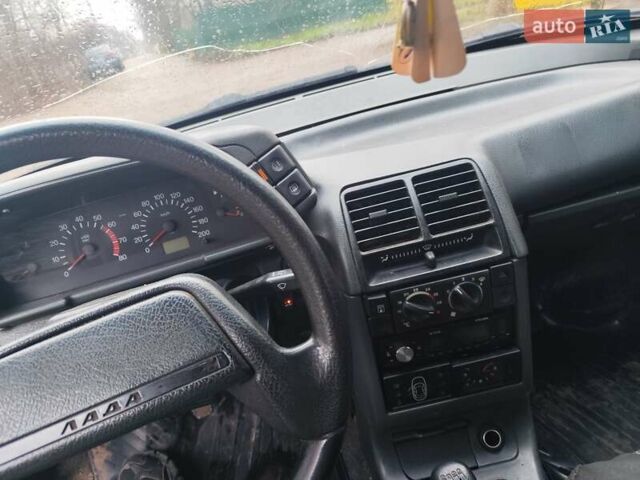 Зеленый ВАЗ 2112, объемом двигателя 1.6 л и пробегом 250 тыс. км за 1200 $, фото 5 на Automoto.ua