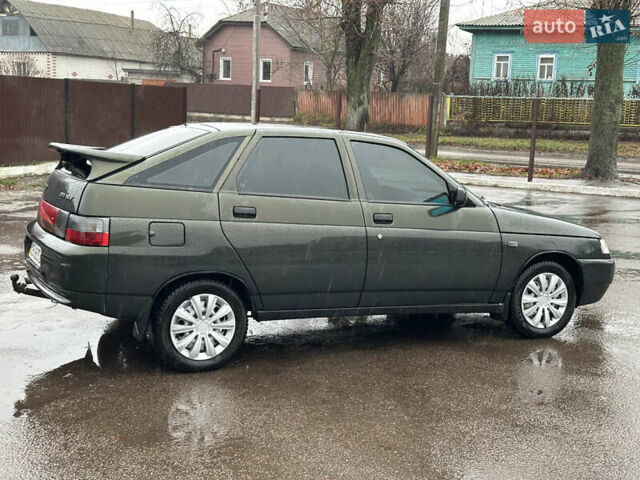 Зеленый ВАЗ 2112, объемом двигателя 1.6 л и пробегом 100 тыс. км за 2300 $, фото 3 на Automoto.ua