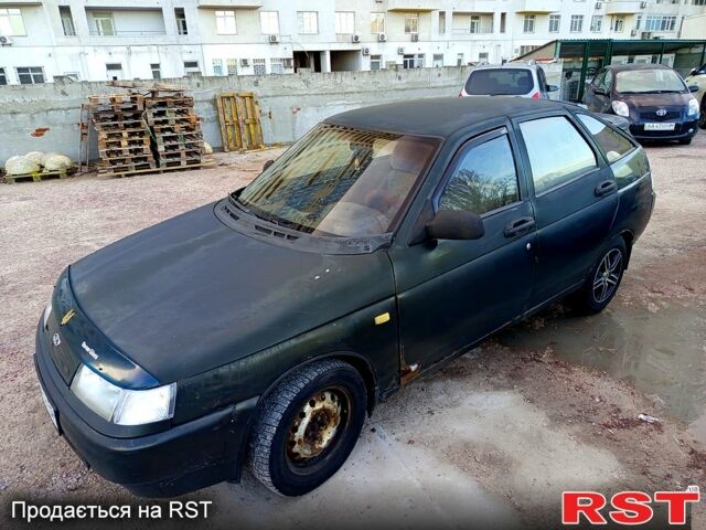 Зеленый ВАЗ 2112, объемом двигателя 1.6 л и пробегом 317 тыс. км за 1200 $, фото 1 на Automoto.ua