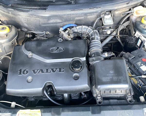 ВАЗ 2112 2006 у Дніпро (Дніпропетровську) на Automoto.ua Зелений ВАЗ 2112, об'ємом двигуна 1.6 л та пробігом 270 тис. км за 1700 $, фото 10 на Automoto.ua