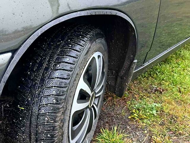 Зелений ВАЗ 2112, об'ємом двигуна 1.6 л та пробігом 150 тис. км за 1850 $, фото 9 на Automoto.ua