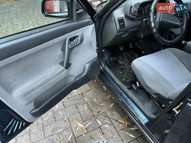 Зелений ВАЗ 2112, об'ємом двигуна 1.6 л та пробігом 174 тис. км за 2500 $, фото 8 на Automoto.ua