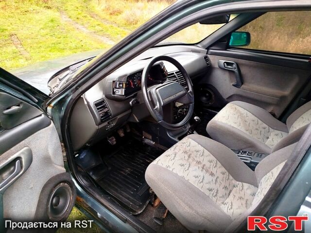 Зеленый ВАЗ 2112, объемом двигателя 1.6 л и пробегом 200 тыс. км за 1550 $, фото 5 на Automoto.ua