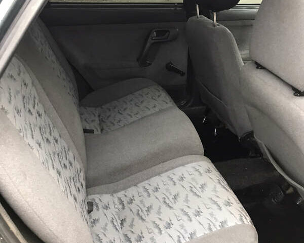 Зелений ВАЗ 2112, об'ємом двигуна 1.6 л та пробігом 200 тис. км за 1550 $, фото 4 на Automoto.ua