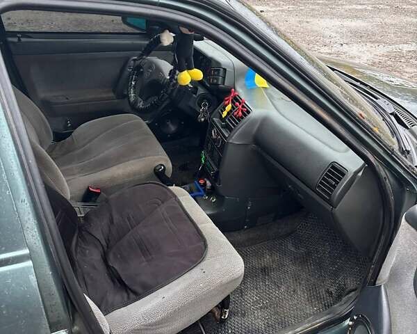 ВАЗ 2112 2007 в Турке на Automoto.ua Зеленый ВАЗ 2112, объемом двигателя 1.6 л и пробегом 270 тыс. км за 1800 $, фото 5 на Automoto.ua