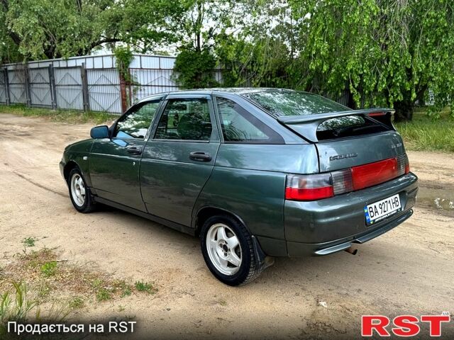 Зеленый ВАЗ 2112, объемом двигателя 1.6 л и пробегом 250 тыс. км за 2250 $, фото 6 на Automoto.ua