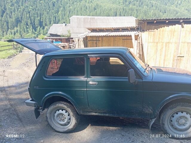 Зелений ВАЗ 2112, об'ємом двигуна 1.7 л та пробігом 125 тис. км за 3750 $, фото 17 на Automoto.ua