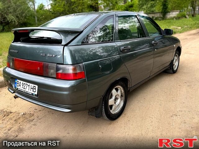 Зеленый ВАЗ 2112, объемом двигателя 1.6 л и пробегом 250 тыс. км за 2250 $, фото 4 на Automoto.ua