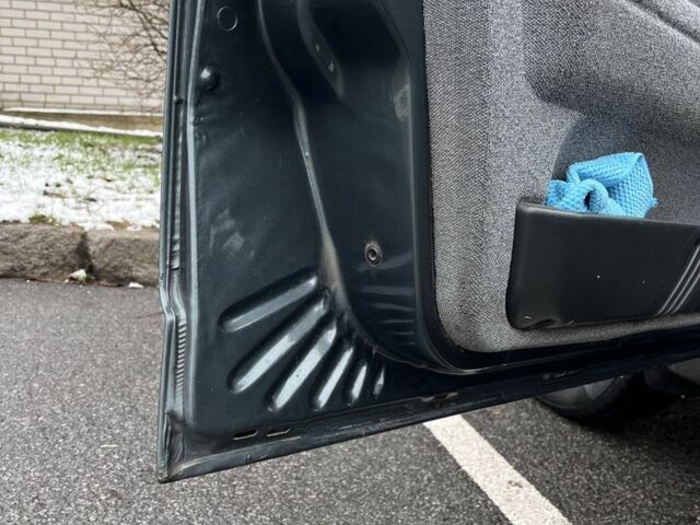 Зеленый ВАЗ 2112, объемом двигателя 1.6 л и пробегом 85 тыс. км за 3000 $, фото 7 на Automoto.ua