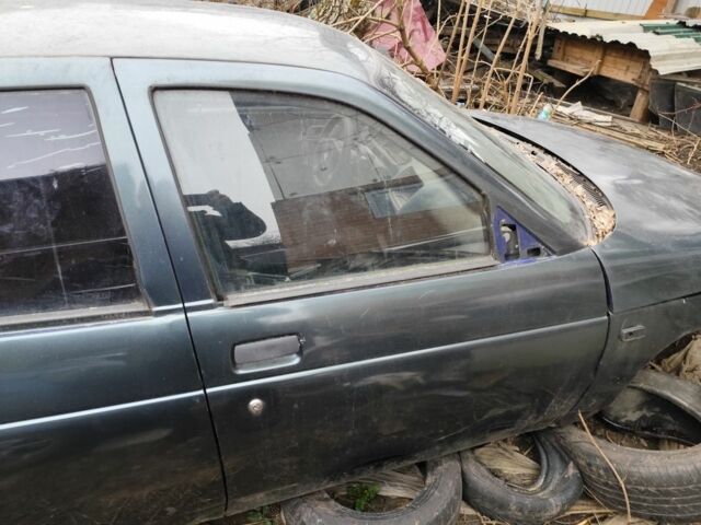 Зеленый ВАЗ 2112, объемом двигателя 1.5 л и пробегом 120 тыс. км за 473 $, фото 6 на Automoto.ua