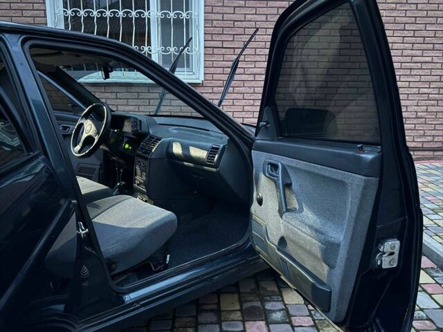 Зеленый ВАЗ 2112, объемом двигателя 1.6 л и пробегом 130 тыс. км за 1850 $, фото 13 на Automoto.ua