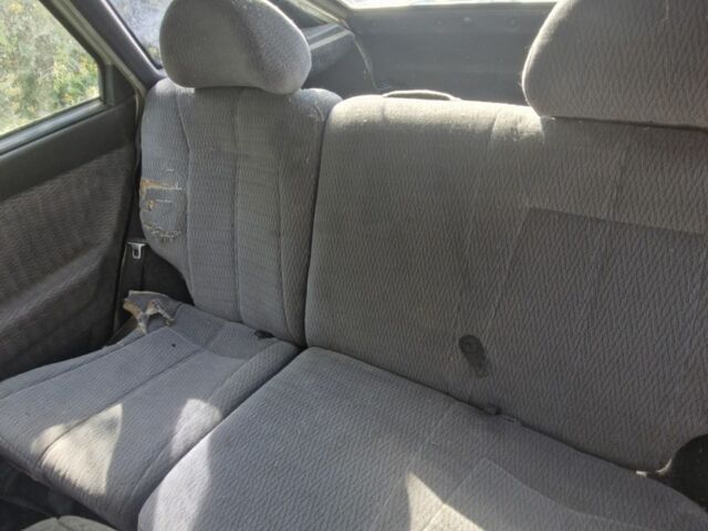 Зеленый ВАЗ 2112, объемом двигателя 1.5 л и пробегом 275 тыс. км за 900 $, фото 6 на Automoto.ua