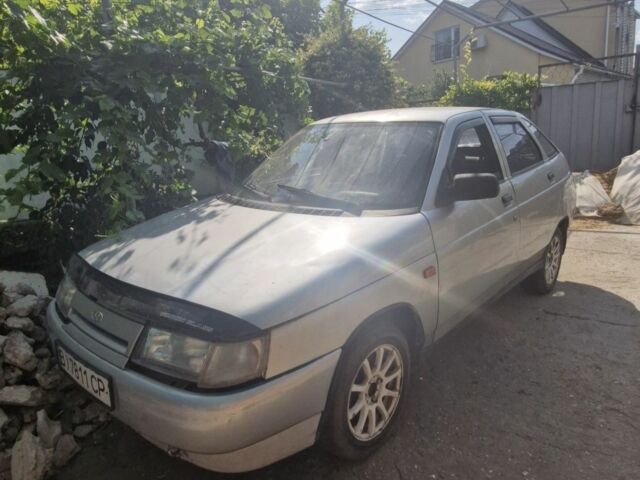 Зеленый ВАЗ 2112, объемом двигателя 1.5 л и пробегом 275 тыс. км за 900 $, фото 7 на Automoto.ua