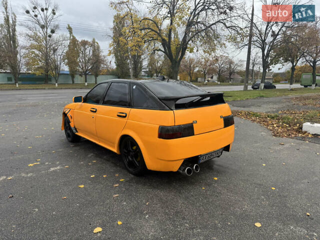 Оранжевый ВАЗ 2112, объемом двигателя 1.6 л и пробегом 124 тыс. км за 1700 $, фото 4 на Automoto.ua