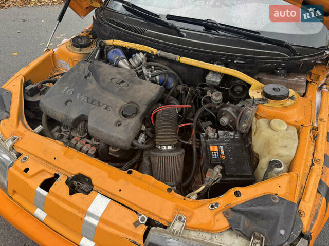 Оранжевый ВАЗ 2112, объемом двигателя 1.6 л и пробегом 124 тыс. км за 1700 $, фото 5 на Automoto.ua