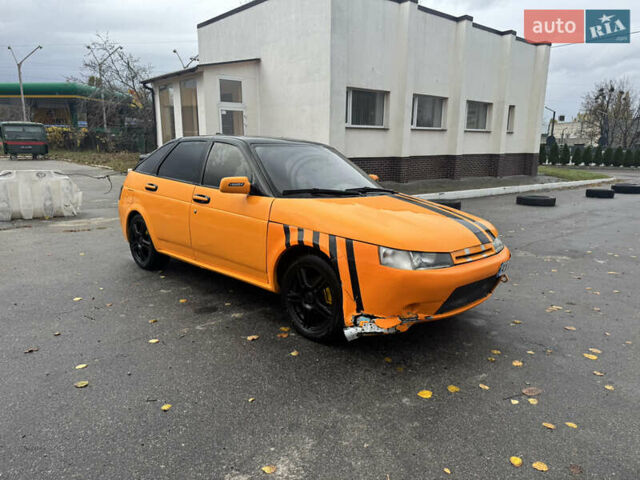 Оранжевый ВАЗ 2112, объемом двигателя 1.6 л и пробегом 124 тыс. км за 1700 $, фото 2 на Automoto.ua