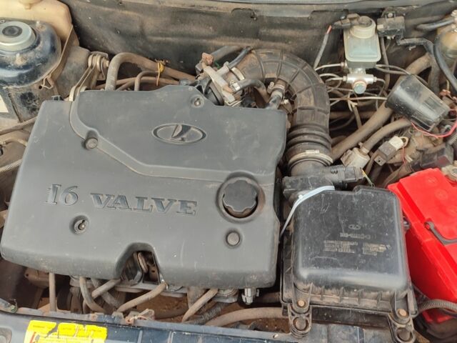 Черный ВАЗ 21124, объемом двигателя 1.6 л и пробегом 210 тыс. км за 750 $, фото 7 на Automoto.ua