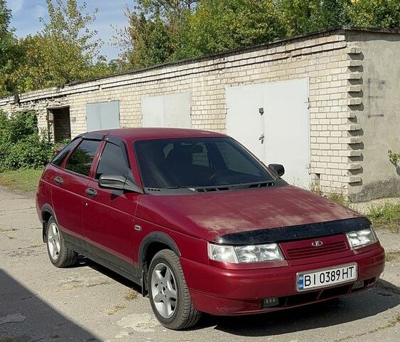 Красный ВАЗ 21124, объемом двигателя 1.6 л и пробегом 175 тыс. км за 1600 $, фото 2 на Automoto.ua