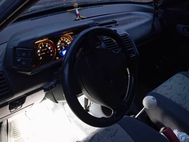 Серый ВАЗ 21124, объемом двигателя 1.6 л и пробегом 300 тыс. км за 1500 $, фото 2 на Automoto.ua