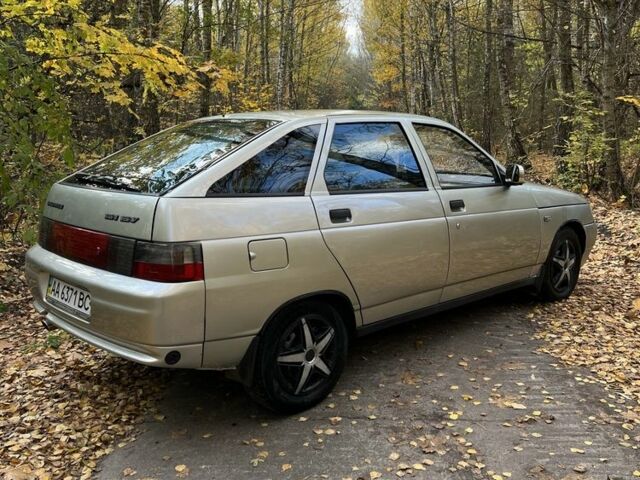 ВАЗ 21124 2006 у Белой Церкве на Automoto.ua Сірий ВАЗ 21124, об'ємом двигуна 1.6 л та пробігом 211 тис. км за 1500 $, фото 2 на Automoto.ua