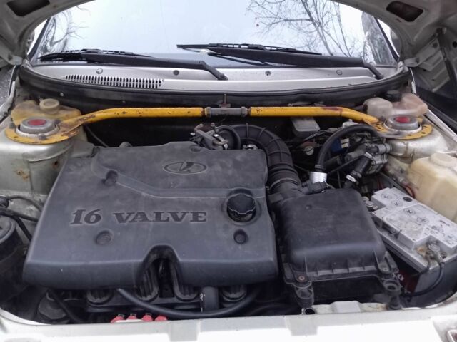 Серый ВАЗ 21124, объемом двигателя 1.6 л и пробегом 300 тыс. км за 1500 $, фото 3 на Automoto.ua