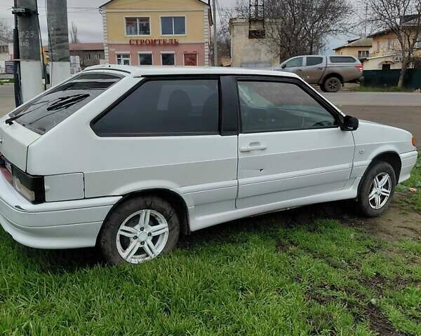 Білий ВАЗ 2113 Самара, об'ємом двигуна 1.6 л та пробігом 161 тис. км за 1400 $, фото 4 на Automoto.ua