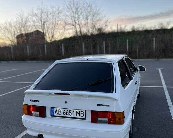 Белый ВАЗ 2113 Самара, объемом двигателя 1.6 л и пробегом 45 тыс. км за 3000 $, фото 14 на Automoto.ua