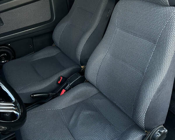 Белый ВАЗ 2113 Самара, объемом двигателя 1.6 л и пробегом 45 тыс. км за 3000 $, фото 26 на Automoto.ua