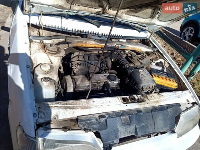 Білий ВАЗ 2113 Самара, об'ємом двигуна 1.6 л та пробігом 229 тис. км за 1500 $, фото 10 на Automoto.ua