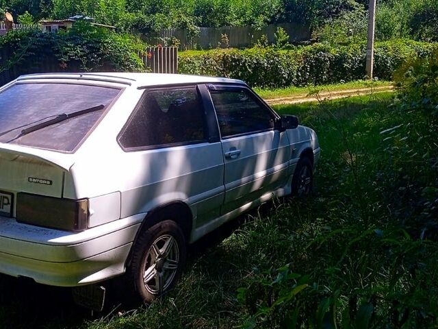 Белый ВАЗ 2113 Самара, объемом двигателя 1.6 л и пробегом 0 тыс. км за 2500 $, фото 3 на Automoto.ua