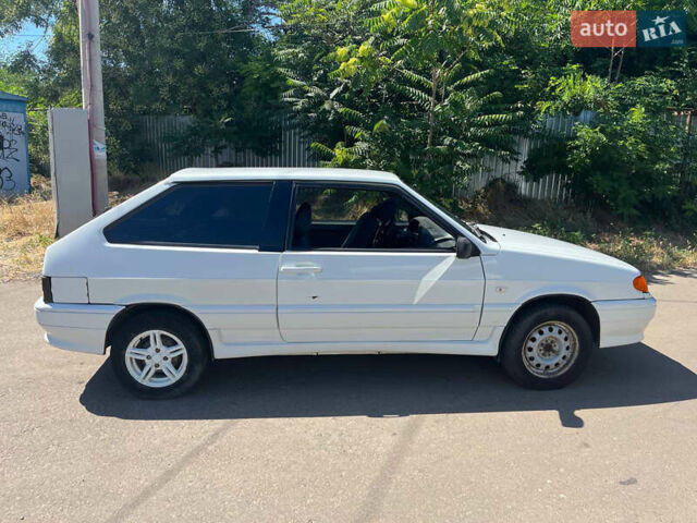 Белый ВАЗ 2113 Самара, объемом двигателя 1.6 л и пробегом 160 тыс. км за 1700 $, фото 4 на Automoto.ua