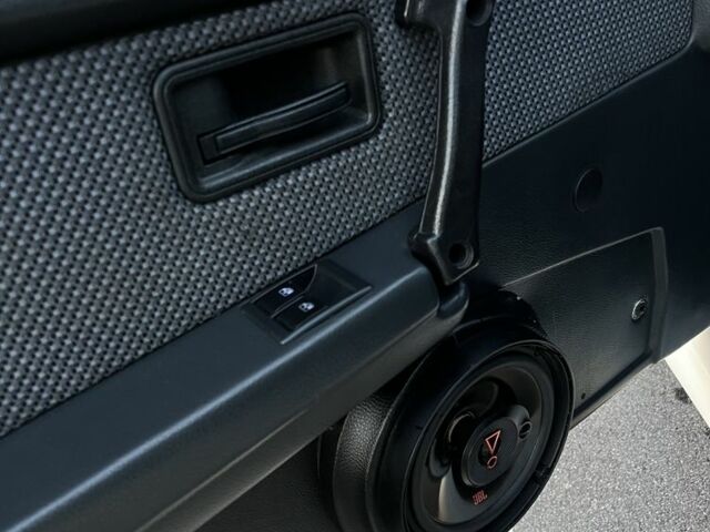 Белый ВАЗ 2113 Самара, объемом двигателя 1.6 л и пробегом 45 тыс. км за 3000 $, фото 15 на Automoto.ua