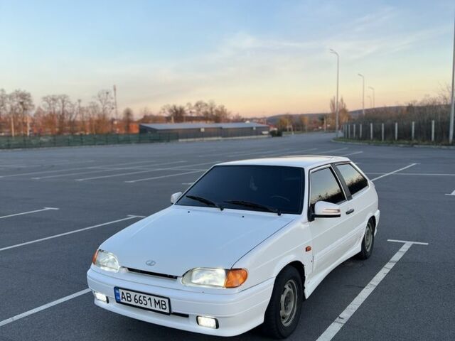 Белый ВАЗ 2113 Самара, объемом двигателя 1.6 л и пробегом 45 тыс. км за 3000 $, фото 2 на Automoto.ua