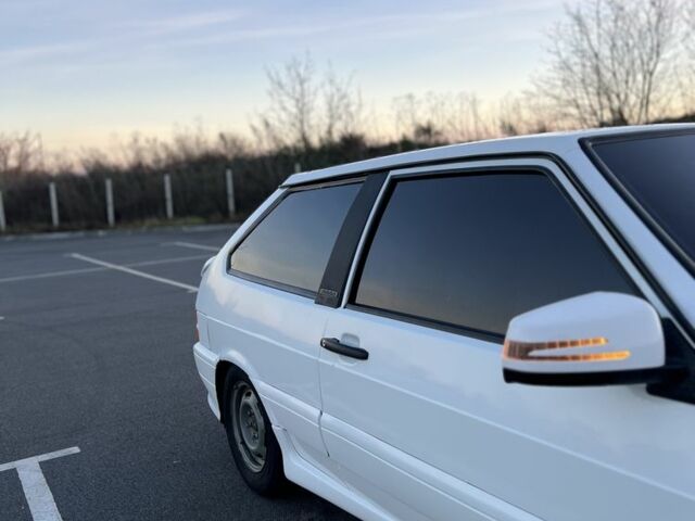 Белый ВАЗ 2113 Самара, объемом двигателя 1.6 л и пробегом 45 тыс. км за 3000 $, фото 7 на Automoto.ua