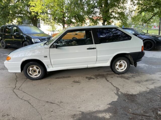 Белый ВАЗ 2113 Самара, объемом двигателя 1.5 л и пробегом 107 тыс. км за 1500 $, фото 4 на Automoto.ua