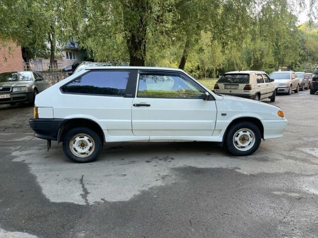 Белый ВАЗ 2113 Самара, объемом двигателя 1.5 л и пробегом 107 тыс. км за 1500 $, фото 3 на Automoto.ua